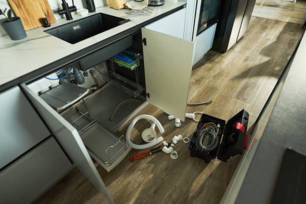 24/7 Emergency Toilet Repair experts in North Liberty, IN
